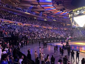Madison Square Garden In-Arena Watch Party for NBA Finals Game 1, Wednesday, June 3, New York Knicks vs. San Antonio Spurs

Via Wikimedia Commons.

Link: https://upload.wikimedia.org/wikipedia/commons/b/b8/New_York_Knicks_vs._San_Antonio_Spurs_Game_1_MSG_Watch_Party.jpg